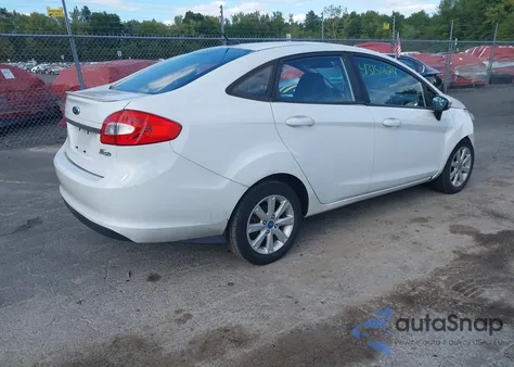 2013 Ford Fiesta Se из США, поврежденный, VIN 3FADP4BJ5DM164380